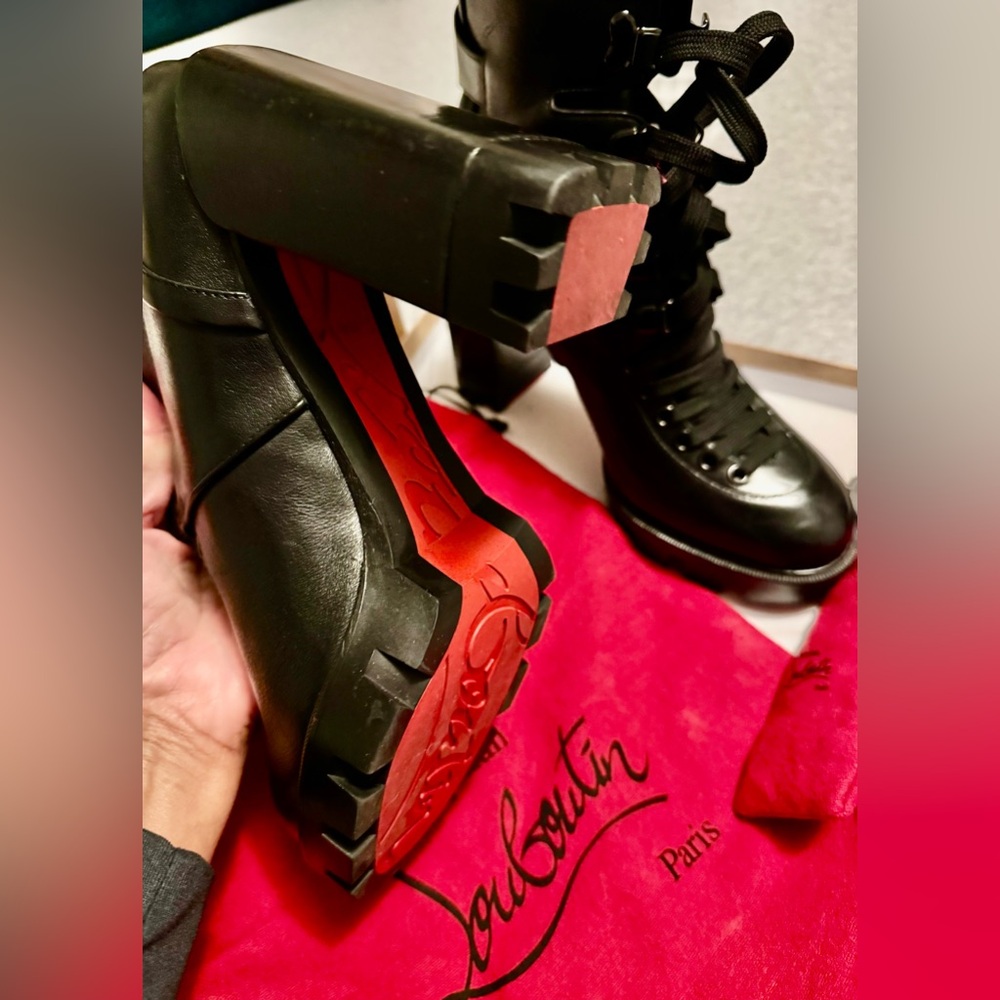 Christian Louboutin Macadamia 100 Buckled Leather Black Lace-Up Ankle Boots 39.5 - Picture 4 of 8